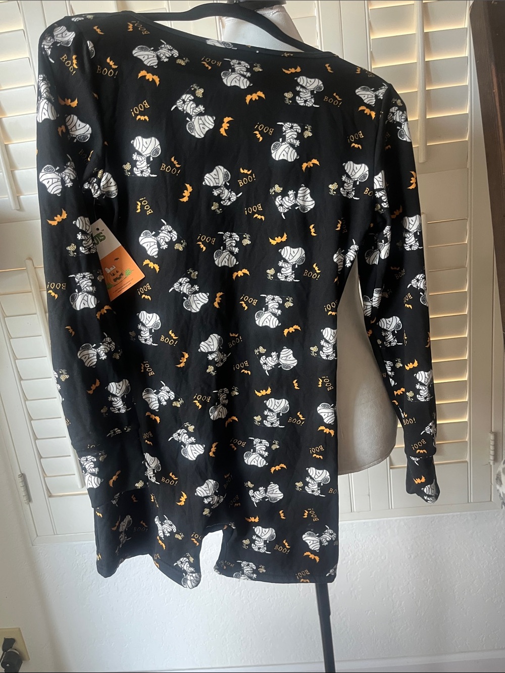 Peanuts Snoopy Halloween Pajama Romper | Size Medium - Picture 7 of 7